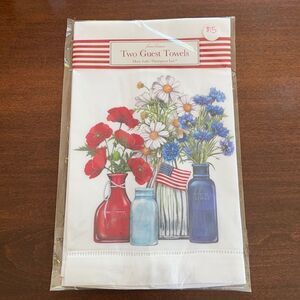 Mary Lake-Thompson Patriotic Flower Guest Towel Set